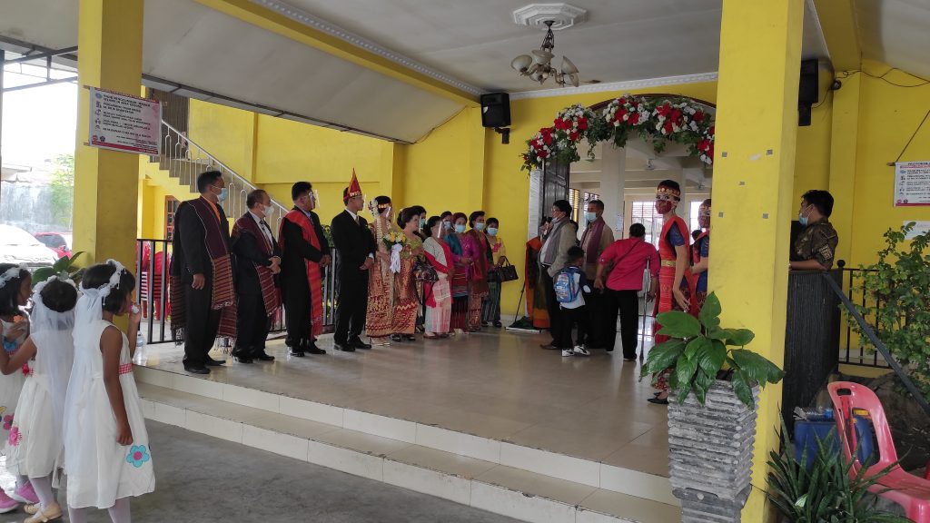 penyambuatan pengantin adat batak